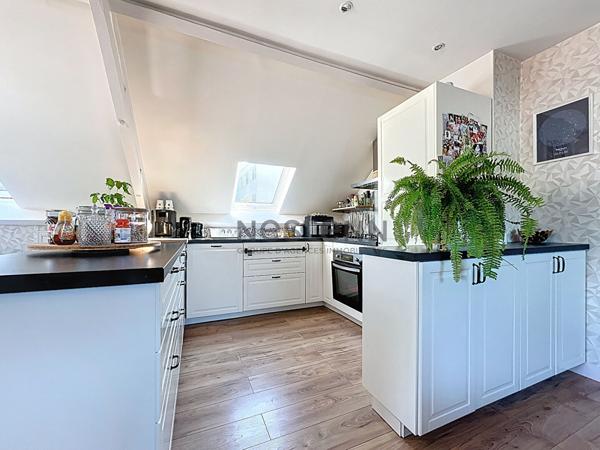 À vendre : Appartement loft de 4 pièces à Limeil-Brévannes avec terrasse et jardin.