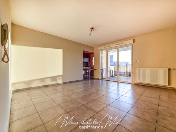 Appartement T3 avec garage et terrasse