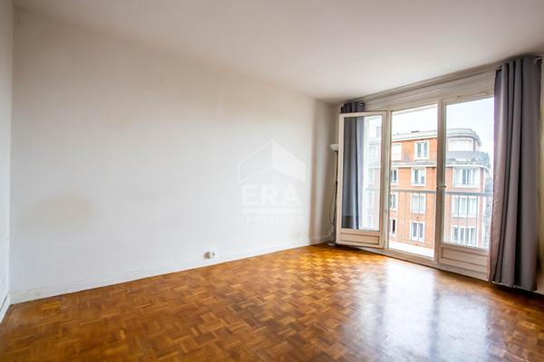PARIS 75013 - Studio 26m²  avec balcon vue dégagée