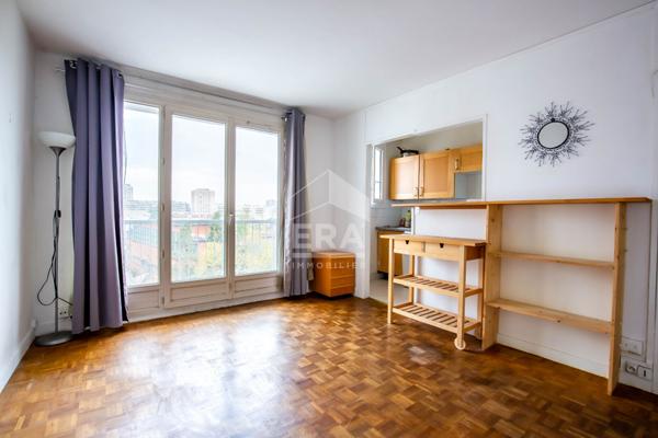 PARIS 75013 - Studio 26m²  avec balcon vue dégagée