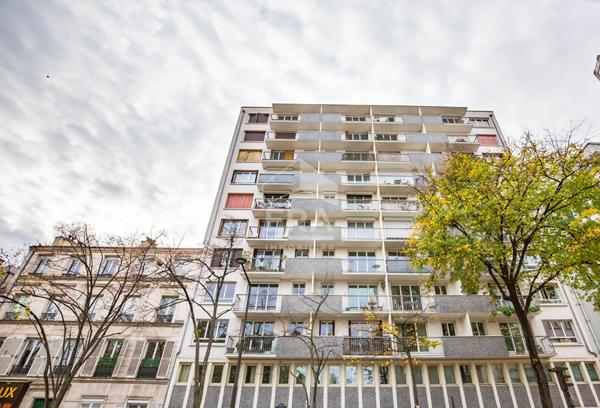 PARIS 75013 - Studio 26m²  avec balcon vue dégagée