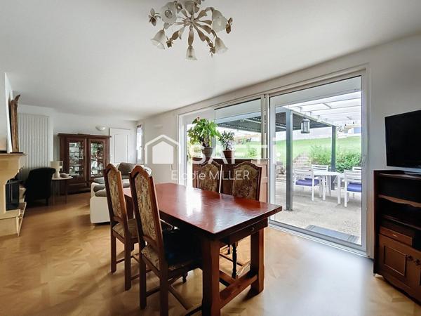 Maison avec potentiel et possibilité de 3 chambres