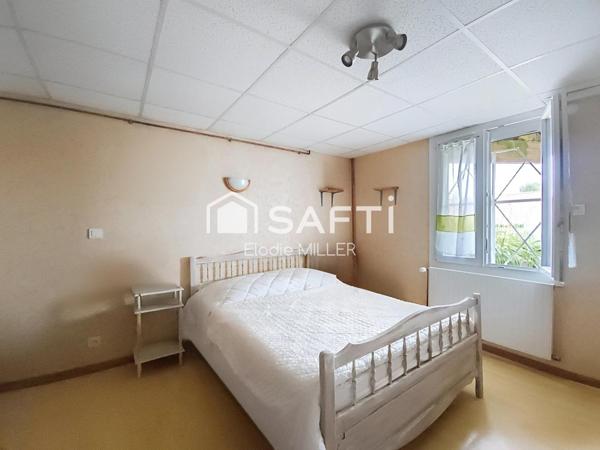 Maison avec potentiel et possibilité de 3 chambres