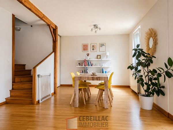 Maison 7 pièce(s) 5 chambre(s) 210 m²