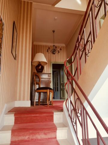 Maison de conte de fées au cœur d'un village thermale