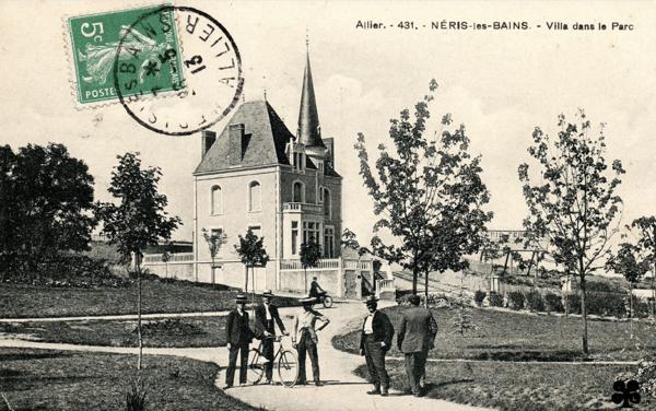 Maison de conte de fées au cœur d'un village thermale
