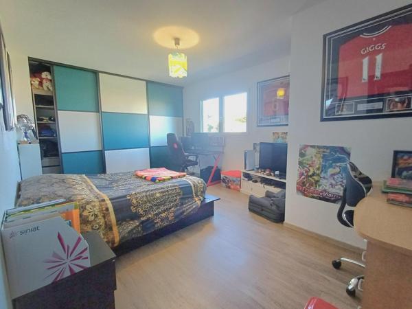 St Cyprien,Maison 124 m² F5 avec piscine et garage