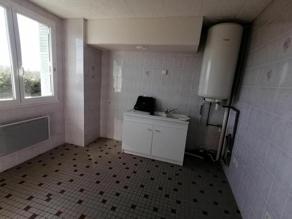 Appartement à louer    4 pièces •  Beaurepaire