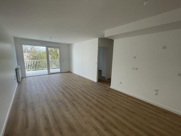 Petite copropriété / Terrasse / Dernier étage