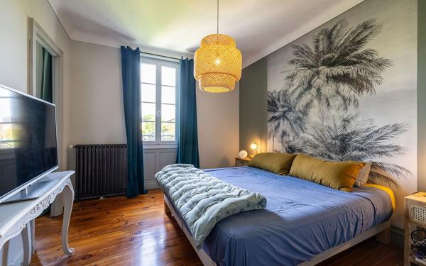 Maison à vendre    9 pièces •  Mont-de-Marsan