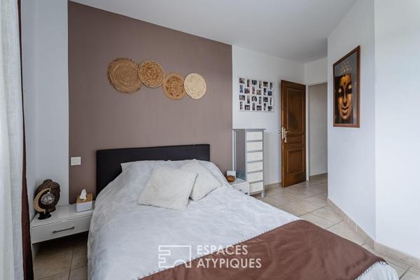 Maison de plain-pied et grand terrain avec panorama sur l’Alaric