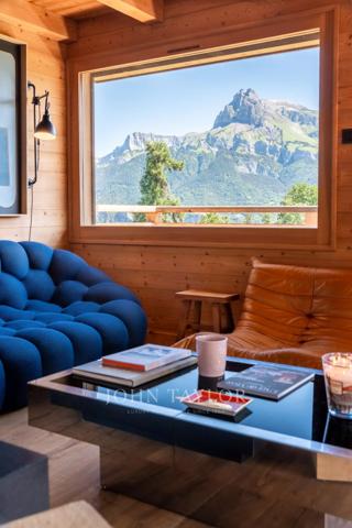 Chalet à Combloux – Vue Panoramique sur le Mont-Blanc