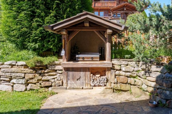 Chalet à Combloux – Vue Panoramique sur le Mont-Blanc