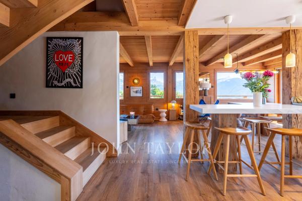 Chalet à Combloux – Vue Panoramique sur le Mont-Blanc