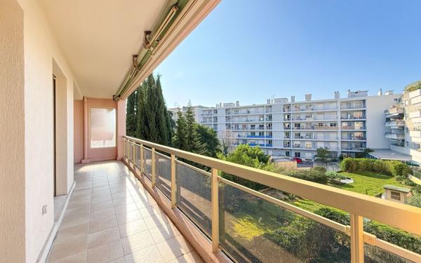 Appartement à vendre    2 pièces • 53,15 m2 Vence