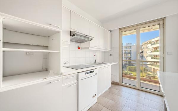 Appartement à vendre    2 pièces • 53,15 m2 Vence