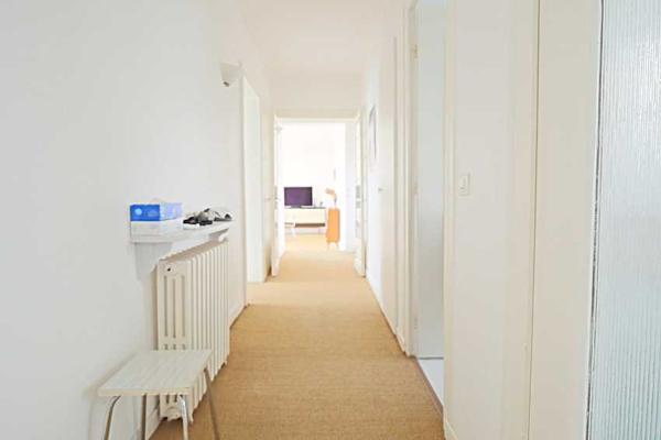 Le chay, L’Architecture 50 … La plage au bout de la rue !