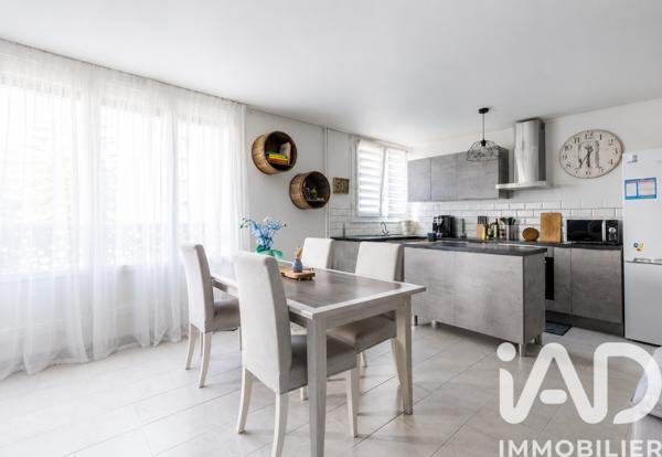 Appartement à vendre 4 pièces 81,11 m² Chilly-Mazarin