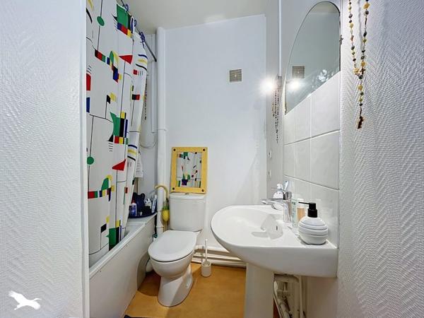 Appartement 98 000 € Pau 2 p 32,6 m² DPE E