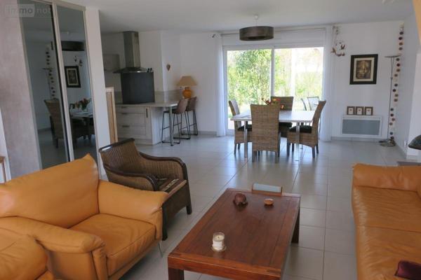 Maison à vendre à Saint-Doulchard dans le Cher (18230), ref : 18005-1676