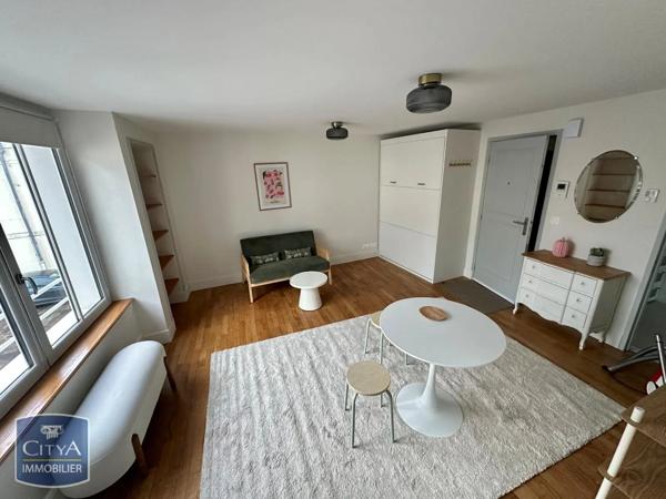 Appartement à louer 1 pièce 30.08m²