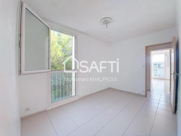 Marignane : T3 dernier étage, calme et tout à pied