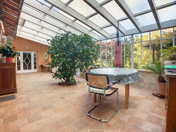 Grande maison renovee avec piscine, jardin et vue Pyrenees