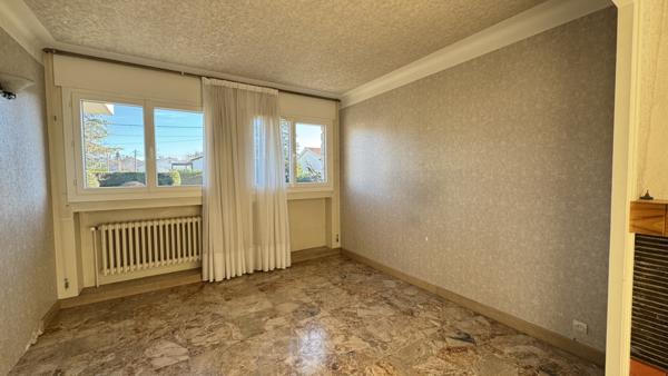 Saint-Just-Saint-Rambert (42170) Exclusivité Appartement de type F5 de 103m2 avec terrasse et espace vert, garage