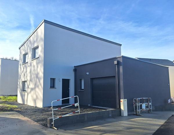 Maison LE  RHEU - 4 CHAMBRES -  GARAGE - DPE A