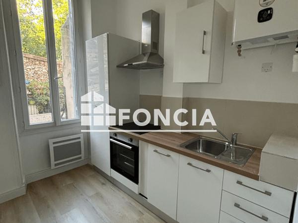 Location Studio 31.93 m² - 4 RUE MARX DORMOY Marseille 04 13004