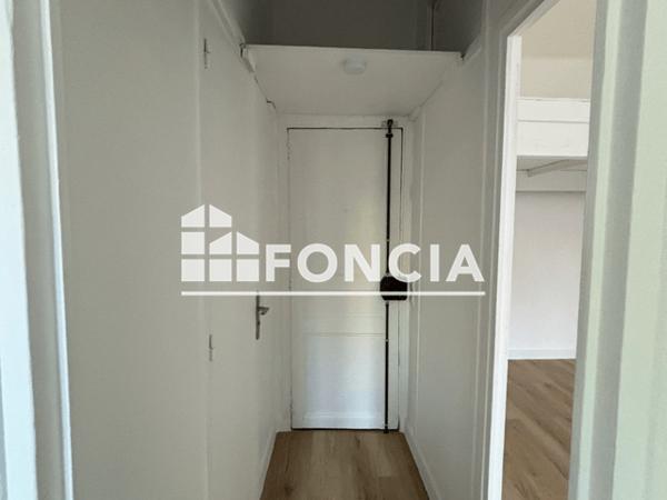 Location Studio 31.93 m² - 4 RUE MARX DORMOY Marseille 04 13004