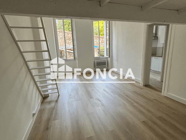 Location Studio 31.93 m² - 4 RUE MARX DORMOY Marseille 04 13004