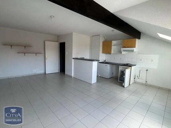 Appartement à louer 2 pièces 46.59m² Coulounieix-Chamiers (24660)