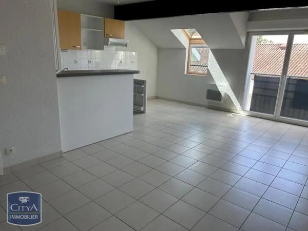 Appartement à louer 2 pièces 46.59m² Coulounieix-Chamiers (24660)