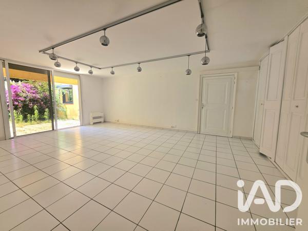 Murs commerciaux  à vendre 139 m² Fréjus