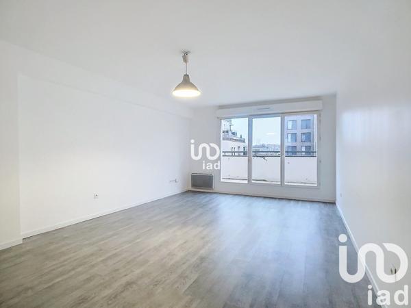 Appartement 3 pièces de 73 m² à Saint-Denis (93210)