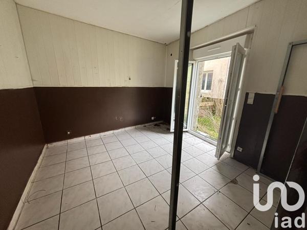 Immeuble à vendre 460 m² Pauillac