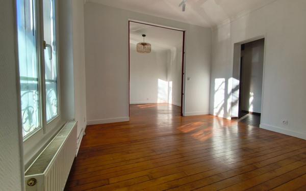 Appartement à vendre    4 pièces • 82,02 m2 Joinville-le-Pont