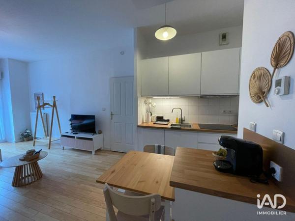 Location studio 30 m² Lyon 8