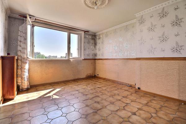 Appartement Aubervilliers 3 pièce(s) 65.34 m2