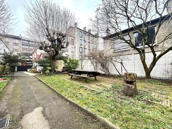 Montreuil - M° Croix de chavaux