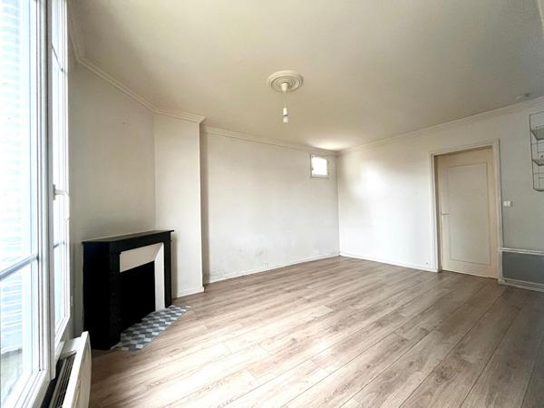 Montreuil - M° Croix de chavaux