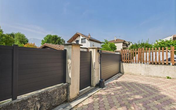 Maison à vendre    4 pièces • 85 m2 Grenoble