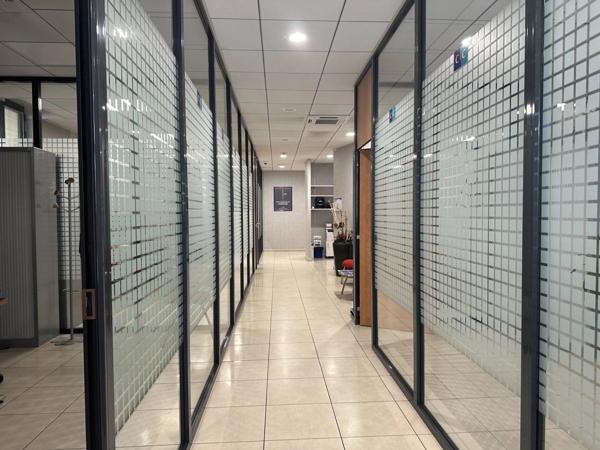 Location Fonds de commerce 7 pièces 194 m2 à Lodève