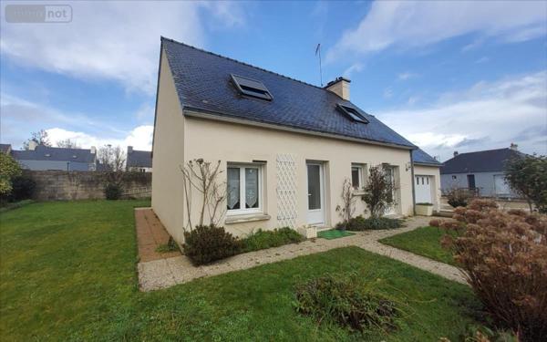 Maison individuelle à vendre à Carhaix-Plouguer dans le Finistère (29270), ref : 29066-1091015