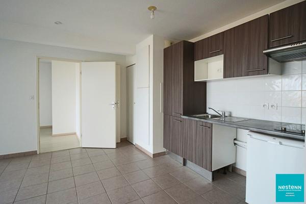 Appartement 2 pièces avec balcon et parking