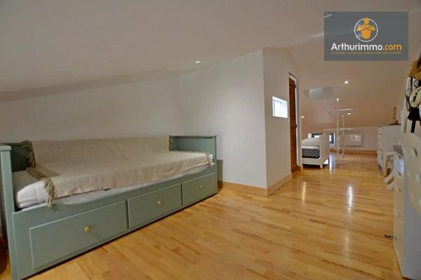 Vente                                                      Maison
                        
                     3 pièces                      73 m2                     à Monségur
