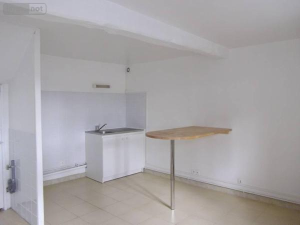 Maison à louer à Oissel en Seine-Maritime (76350), ref : 76026-BGO