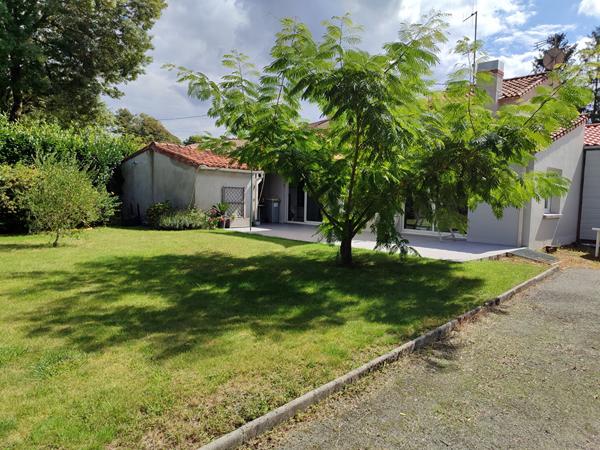 Maison Basse Goulaine d'environ 126 m2 - L'Agence Locale
