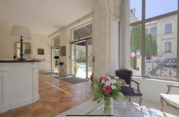 Commerce à vendre à Sarlat-la-Canéda (24200) - Dordogne